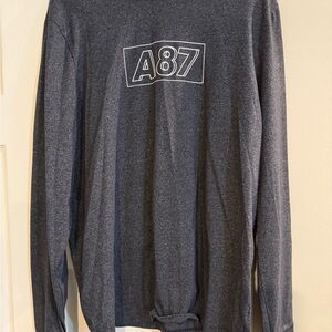 Aeropostale Gray Long Sleeve Tee